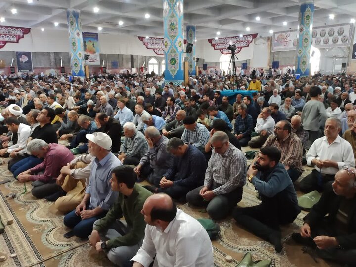 تصاویر؛نماز عبادی سیاسی جمعه کاشان