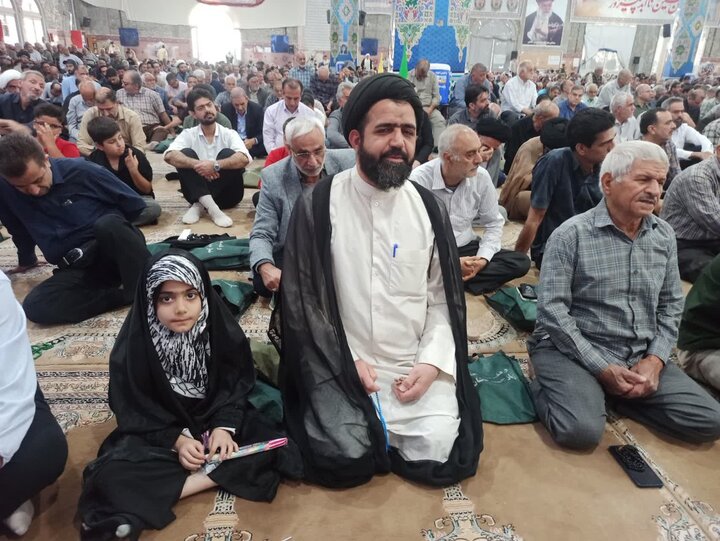 تصاویر؛نماز عبادی سیاسی جمعه کاشان