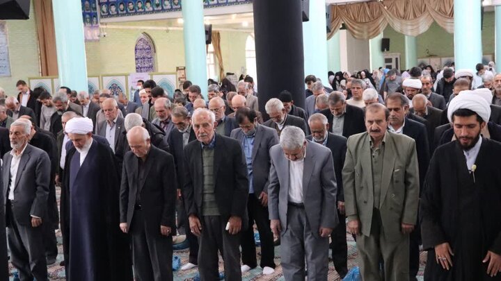 آیین عبادی سیاسی نماز جمعه تکاب