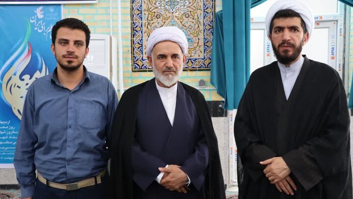 آیین عبادی سیاسی نماز جمعه تکاب
