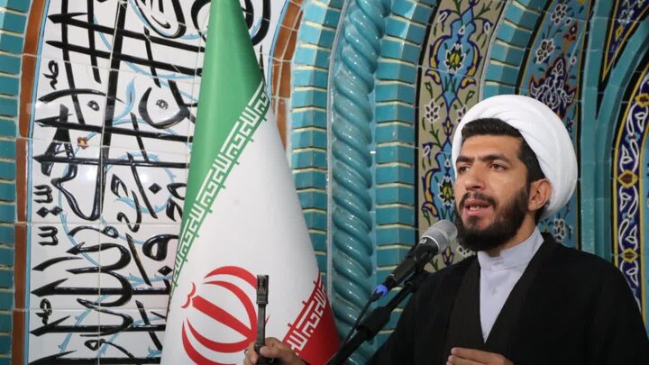 آیین عبادی سیاسی نماز جمعه تکاب