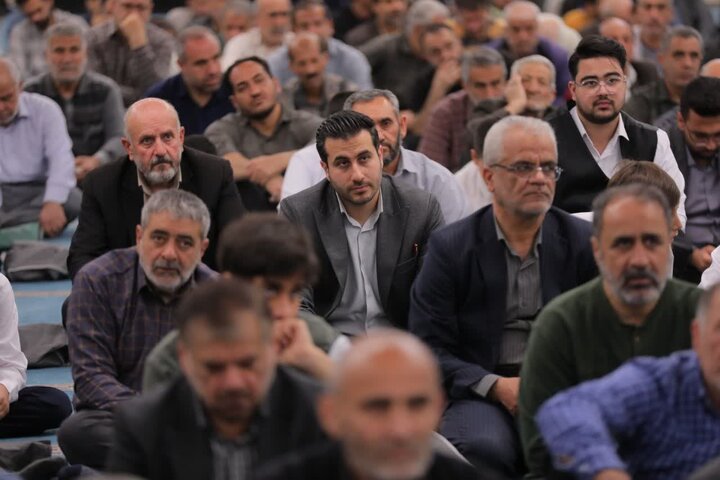 تصاویر/ اقامه نماز جمعه در ساوجبلاغ