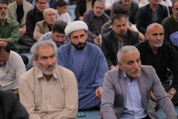 تصاویر/ اقامه نماز جمعه در ساوجبلاغ