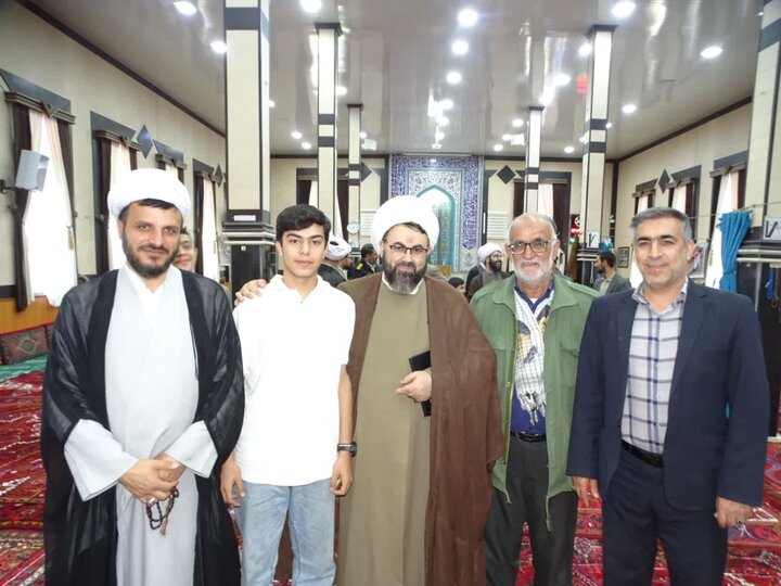 تصاویر/ اقامه نماز جمعه چهاربرج