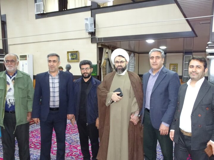 تصاویر/ اقامه نماز جمعه چهاربرج