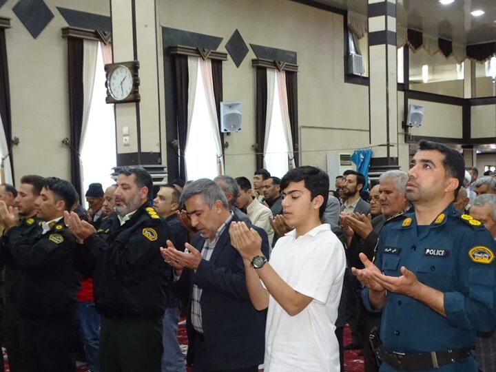 تصاویر/ اقامه نماز جمعه چهاربرج