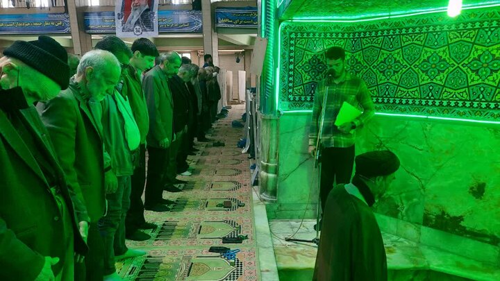 تصاویر/اقامه نماز عبادی سیاسی جمعه در خمین
