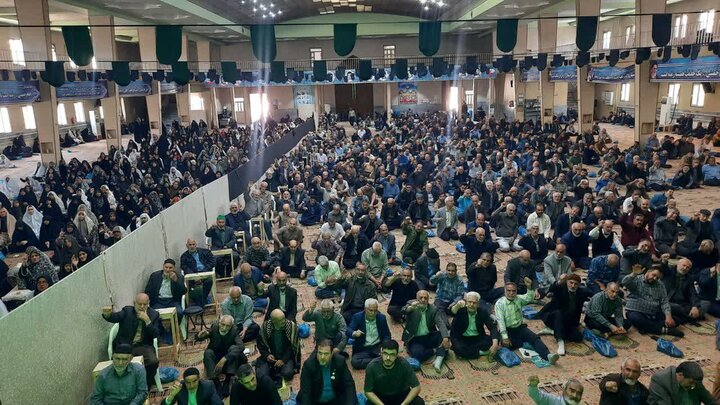 تصاویر/اقامه نماز عبادی سیاسی جمعه در خمین