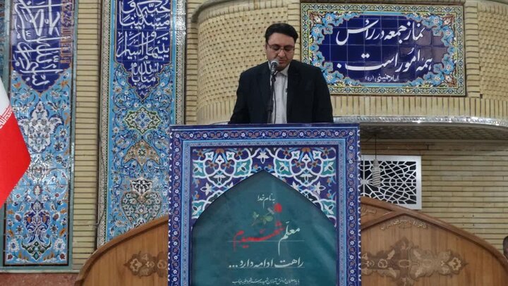 تصاویر/ اقامه نماز عبادی سیاسی جمعه در پاکدشت