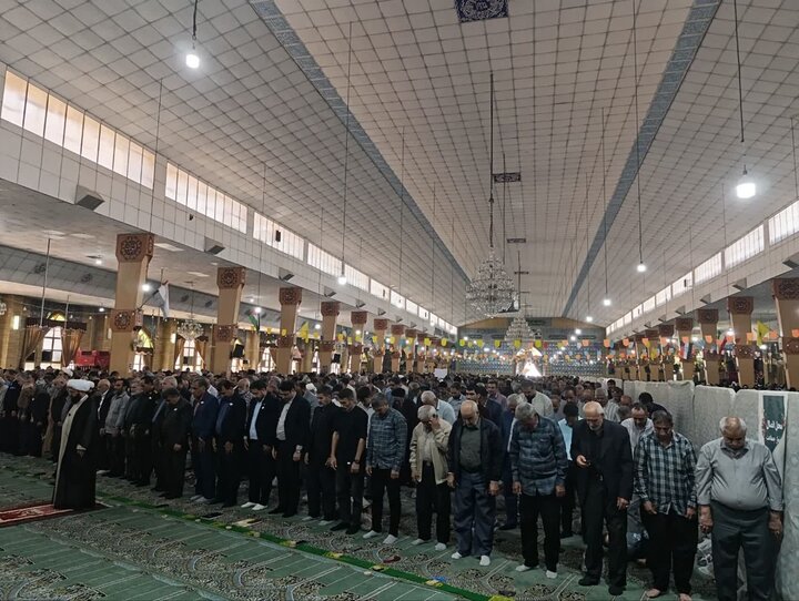تصاویر/ اقامه نماز عبادی سیاسی جمعه در پاکدشت