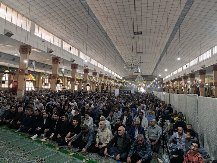 تصاویر/ اقامه نماز عبادی سیاسی جمعه در پاکدشت