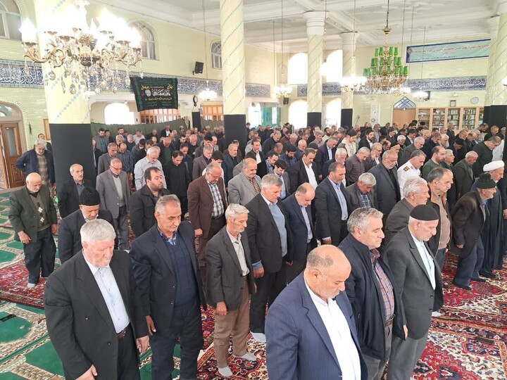 تصاویر/ اقامه نمازجمعه شهر خسروشاه