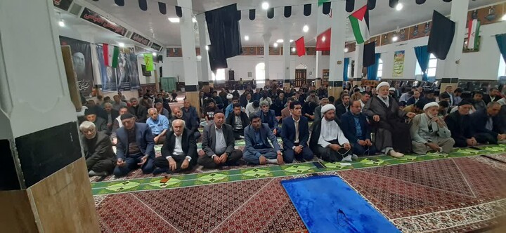 تصاویر/ اقامه نمازجمعه شهر دندی