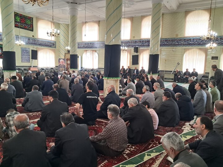 تصاویر/ اقامه نمازجمعه شهر خسروشاه