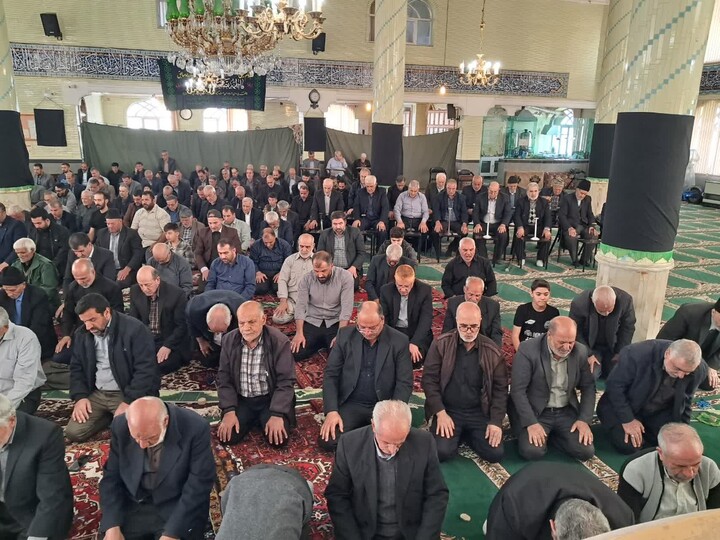 تصاویر/ اقامه نمازجمعه شهر خسروشاه