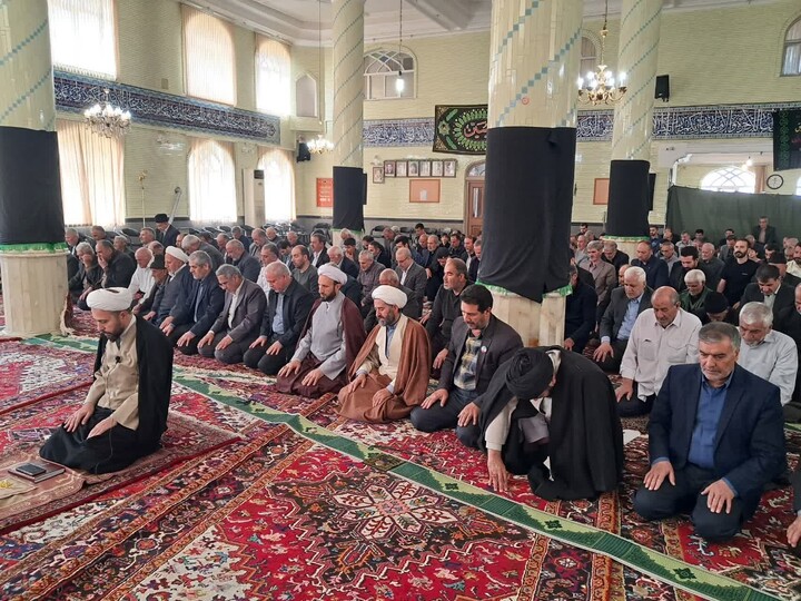 تصاویر/ اقامه نمازجمعه شهر خسروشاه