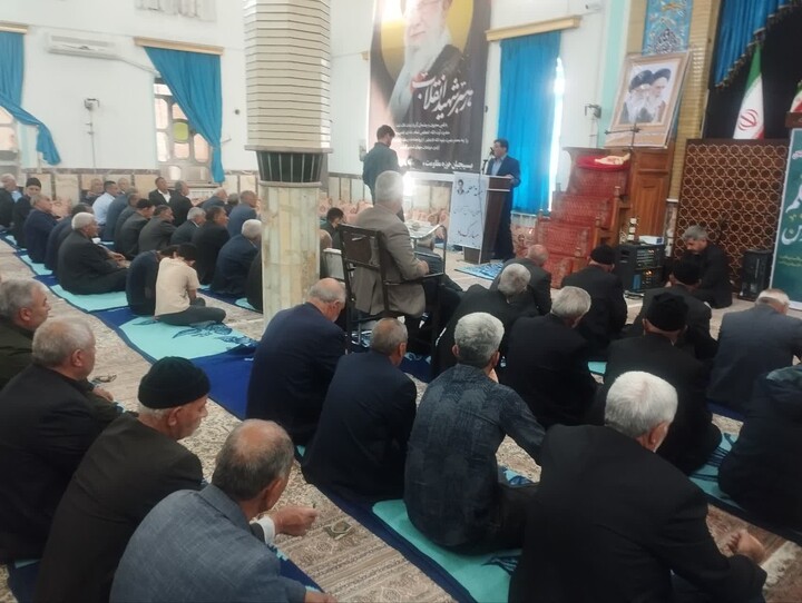 تصاویر/ اقامه نمازجمعه شهر لیلان