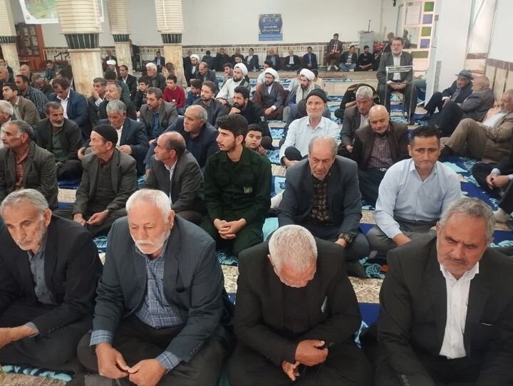 تصاویر/ اقامه نمازجمعه شهر لیلان