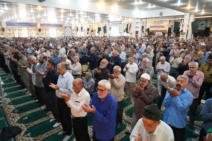 نماز جمعه بوشهر به روایت تصویر