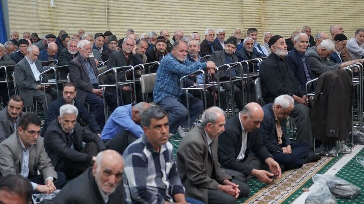 تصاویر/  اقامه نماز جمعه خوی