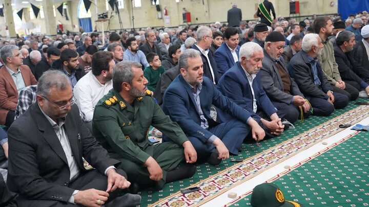 تصاویر/  اقامه نماز جمعه خوی