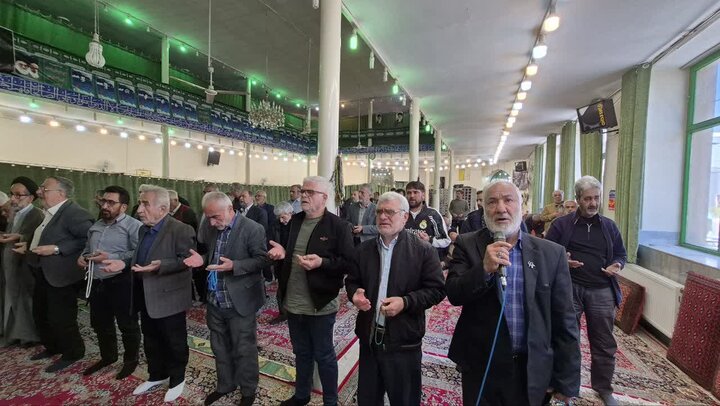 تصاویر/ برپایی نماز جمعه لاریجان به امامت حجت الاسلام و المسلمین شکری
