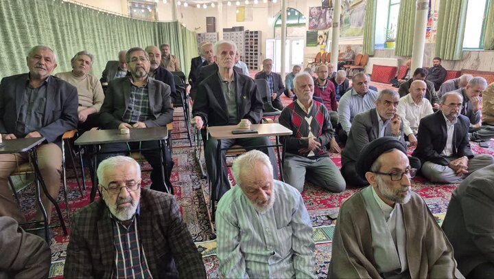 تصاویر/ برپایی نماز جمعه لاریجان به امامت حجت الاسلام و المسلمین شکری