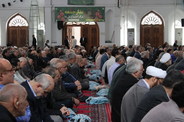 تصاویر/ برپایی نماز جمعه شهرستان آمل به امامت حجت الاسلام و المسلمین یعقوبیان