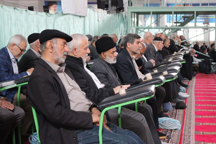 تصاویر/ برپایی نماز جمعه شهرستان آمل به امامت حجت الاسلام و المسلمین یعقوبیان