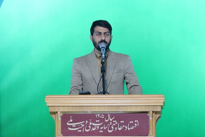 تصاویر/ اقامه نماز جمعه در شهرستان ساری به امامت حجت الاسلام و المسلمین محمدی لائینی نماینده ولی فقیه در استان