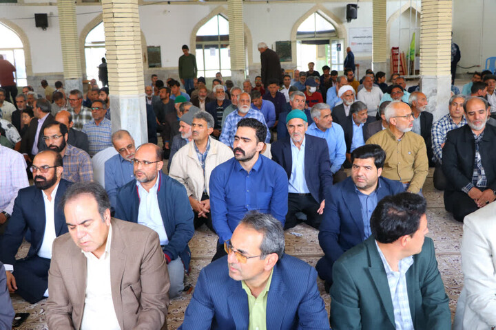 تصاویر| مراسم عبادی سیاسی نماز جمعه قاین