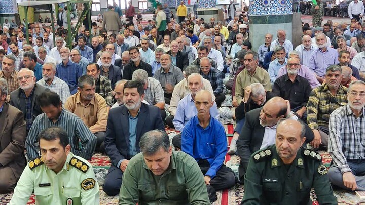 تصاویر| نماز جمعه عبادی سیاسی بیرجند