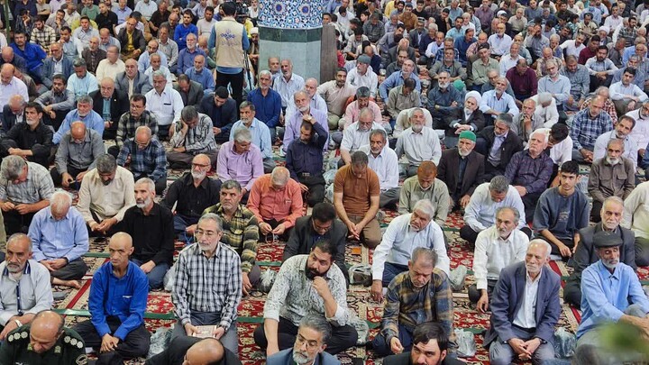 تصاویر| نماز جمعه عبادی سیاسی بیرجند