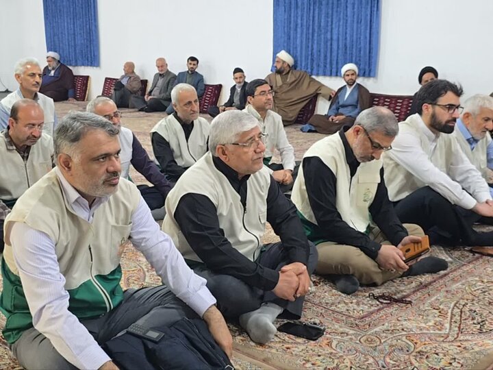 تصاویر/ حضور خادمیاران رضوی (ع) در دفتر امام جمعه بهشهر