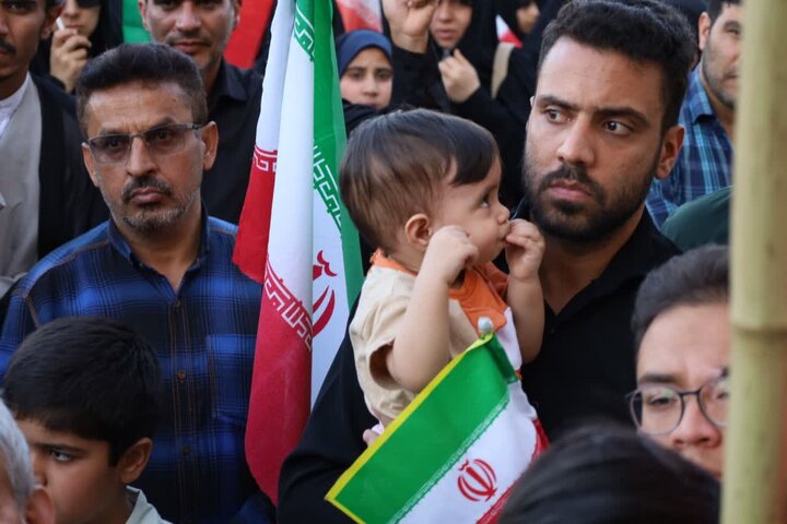 تصاویر/ آیین بدرقه و خاکسپاری شهید فاطمه موحدان دختر دانش آموز جانفدای ایران