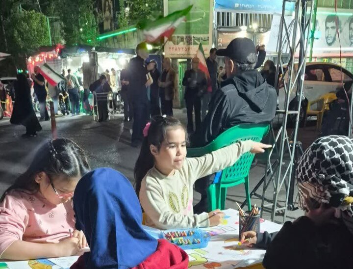 تصاویر/ شصت و دومین شب اجتماع اهالی مسجد جامع غدیر خم در دفاع از وطن و انقلاب