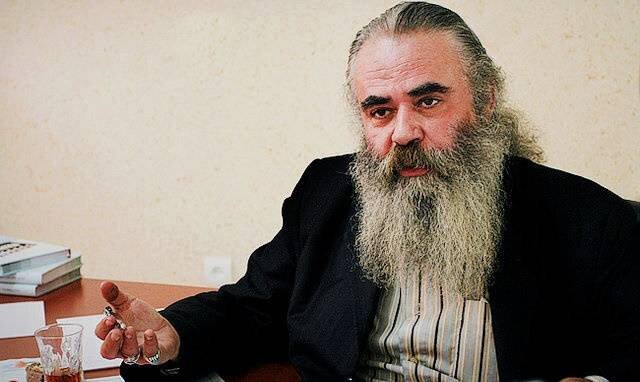 موضوعات انقلابی و دینی در ذات خود حامل معنویت، مقاومت، ایثار و هویت‌ هستند