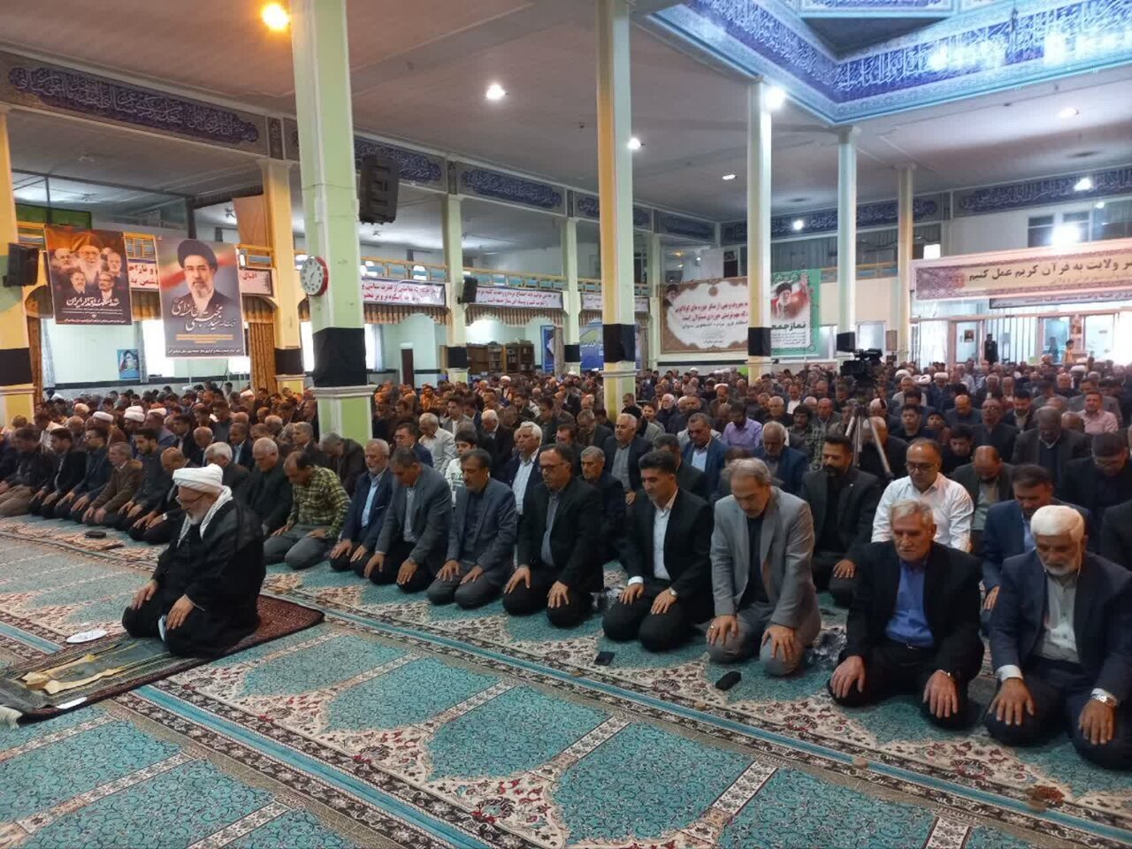 تصاویر/ اقامه نماز جمعه میاندوآب