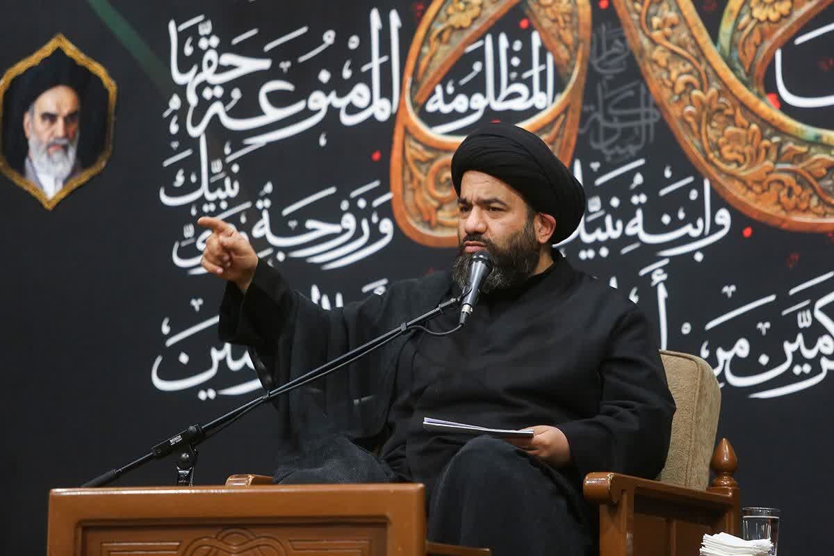 امروز محتکر و گران‌فروش هیچ فرقی با دشمن ندارد