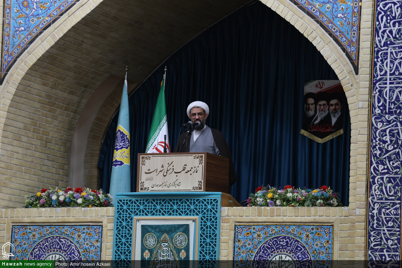 پیاده‌نظام دشمن امروز در داخل کشور به دنبال ایجاد جنگ اقتصادی است