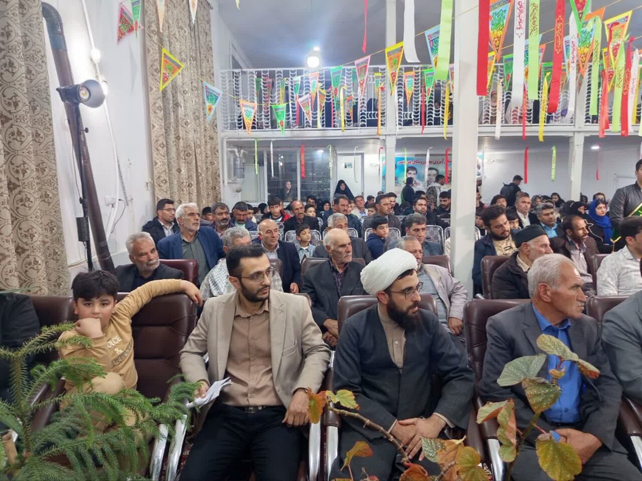 آبادانی مسجد و جهاد تبیین؛ روایتی از فعالیت‌های انقلابی امام جماعت روستای پیرموسی خوی + تصاویر