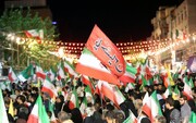 ویڈیو/ دشمن اگر نہیں جانتا تو جان لے! ہمارا رہبر جو بھی کہے، وہی ہمارے لیے حرفِ آخر ہے: ایرانی قوم نے دشمن کو للکارا