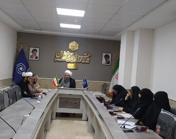 جلسه دبیرخانه «همایش ملی بانوی کُرد» برگزار شد