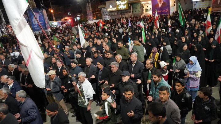 تصاویر/ استمرار حضور خیابانی مردم چالدران در دفاع از نظام اسلامی