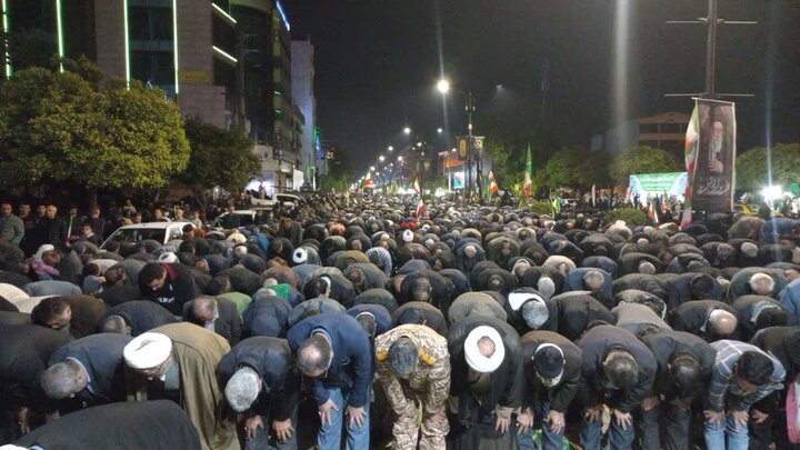 تصاویر/ اقامه نماز استغاثه به درگاه امام زمان (عج) در شهرستان بابل
