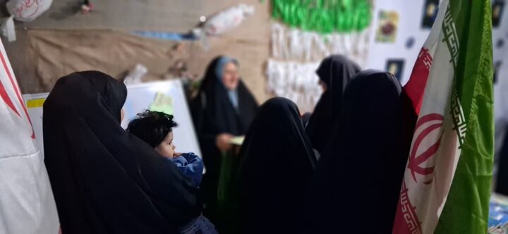تصاویر/ فعالیت موکب حوزه علمیه خواهران در کنگان