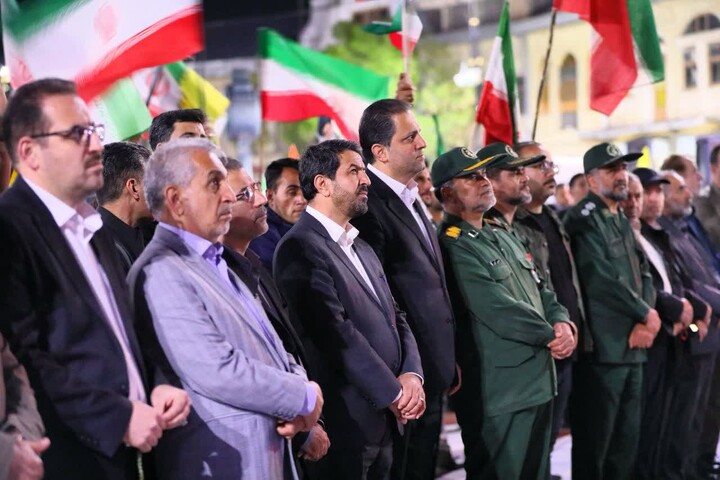 تصاویر/ اجتماع بزرگ اقتدار جان‌فدا و بیعت جامعه کار و تولید همدان با رهبر معظم انقلاب