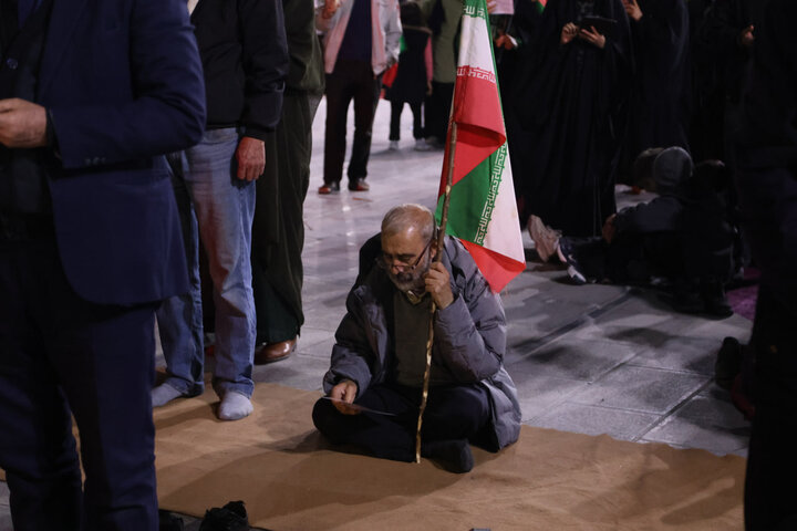 تصاویر /  اقامه نماز استغاثه به امام زمان(عج) در همدان