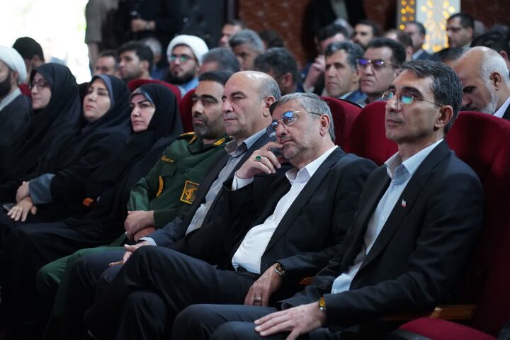 تصاویر/مراسم تجلیل از معلمان لرستان