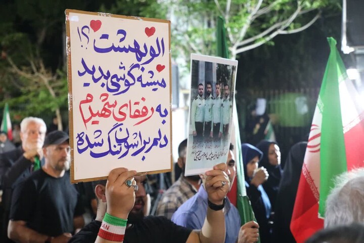 تصاویر/ شصت و دومین اجتماع مردمی «شب‌های اقتدار» در سمنان